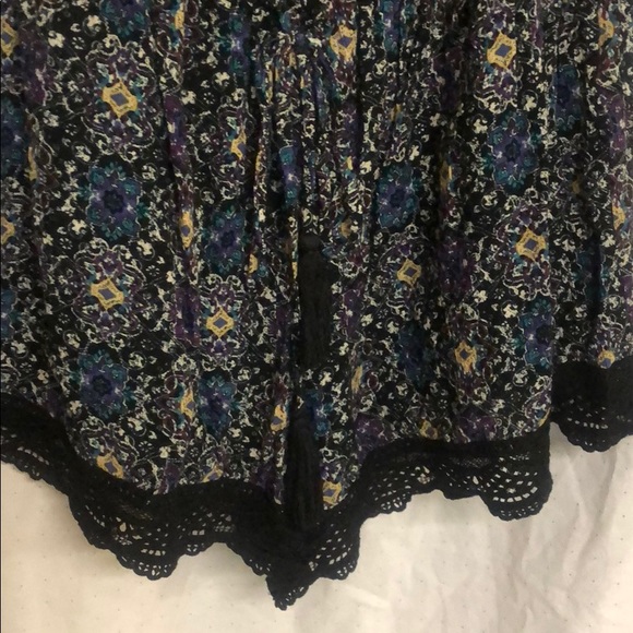 Floral romper - Picture 3 of 3